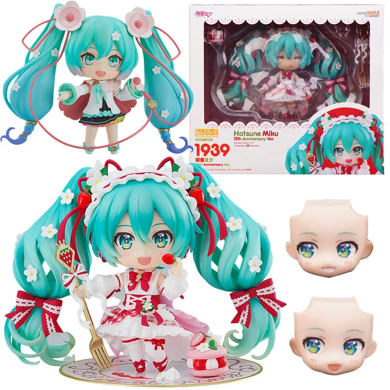 10cm #1939 Hatsune Miku Anime Figure 15th Anniversary Strawberry Miku Action Figure #1940 PVC Collection Model Doll Toys Gift 10cm #1939 Hatsune Miku Anime Figure 15th Anniversary Strawberry Miku Action Figure #1940 PVC Collection Model Doll Toys Gift